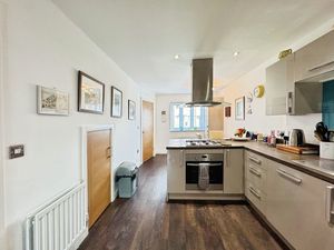 Photo 13- click for photo gallery